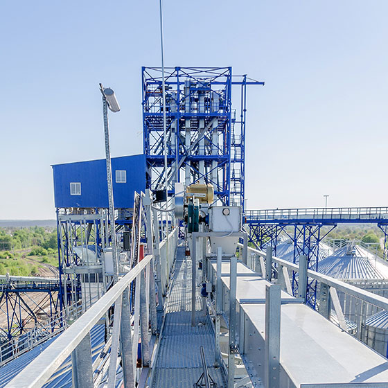 НОРІЯ (КОВШОВИЙ ЕЛЕВАТОР)